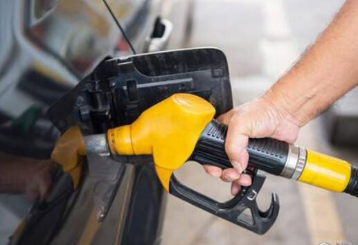 2025年3月19日24時(shí)起，國(guó)內(nèi)汽、柴油價(jià)格每噸分別降低280元和270元