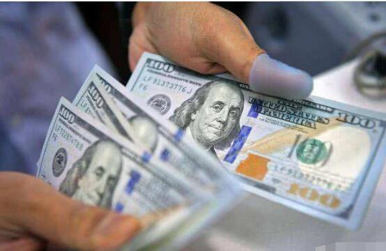 美國經(jīng)濟(jì)學(xué)家：約2/3關(guān)稅相關(guān)成本將轉(zhuǎn)嫁給消費(fèi)者