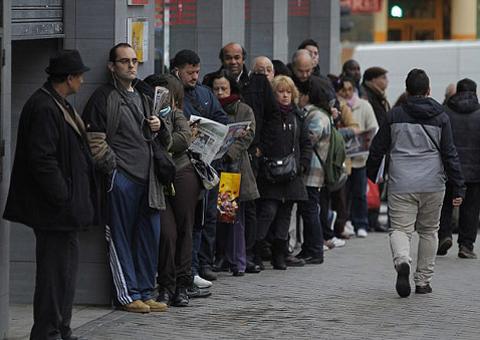 激活規(guī)范并舉，讓新業(yè)態(tài)更好促就業(yè)