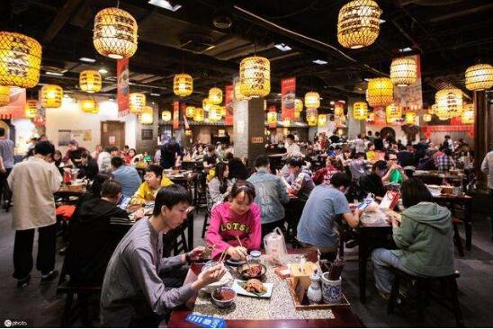 “十一”黃金周消費(fèi)需求釋放 市場(chǎng)強(qiáng)勁復(fù)蘇