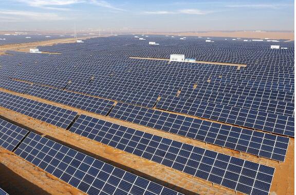 工信部等六部門：到2027年光伏組件綠色生產(chǎn)水平進(jìn)一步提高，再生材料使用比例有效提升