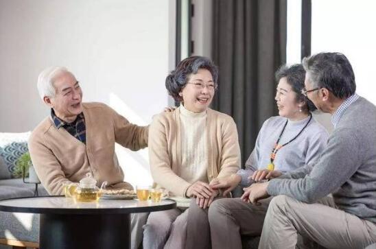 滿足銀發(fā)市場不同需求  飲料企業(yè)加快布局中老年市場賽道