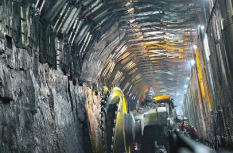 河南：到2027年智能化煤礦產(chǎn)能占比達(dá)到65%