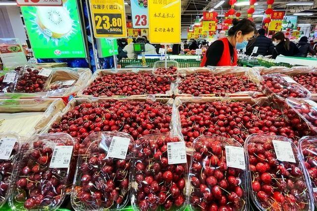 核酸陽性車?yán)遄硬灰欢ň哂袀魅拘?，春?jié)期間可放心購買進(jìn)口水果