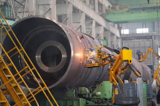 哈電鍋爐：奮楫揚(yáng)帆風(fēng)正勁 勇立潮頭逐浪高