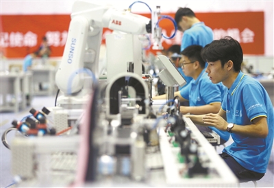 輕工15項(xiàng)職業(yè)（工種）標(biāo)準(zhǔn)列入國(guó)家開(kāi)發(fā)計(jì)劃