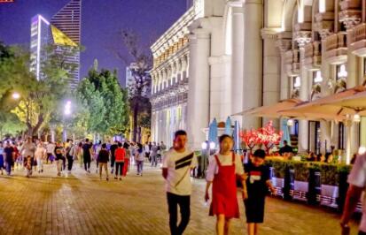 各地創(chuàng)新多元“夜”態(tài) 激發(fā)城市消費活力