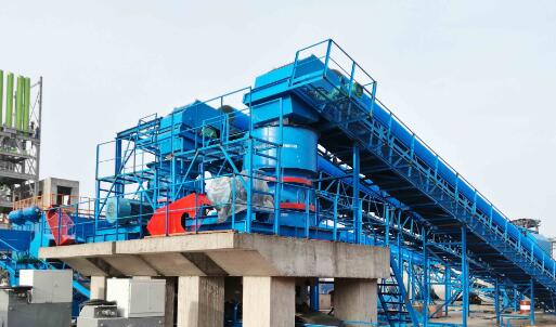 河南漯河：緊盯風(fēng)險(xiǎn)隱患監(jiān)管 織牢織密安全生產(chǎn)防護(hù)網(wǎng)