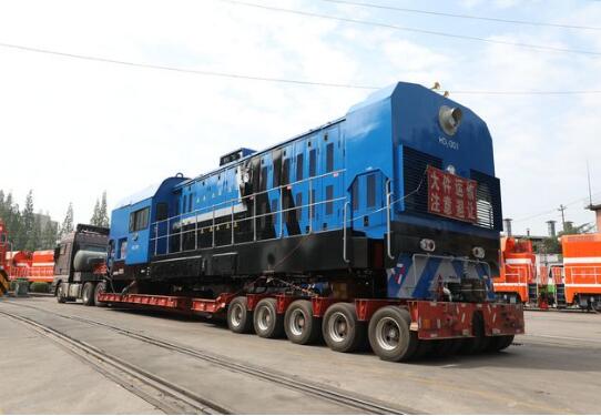 我國首臺商品化混合動力改造機(jī)車正式交付用戶