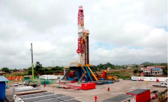 中國(guó)首套“一鍵式”人機(jī)交互7000米鉆機(jī)投入工業(yè)性試驗(yàn)