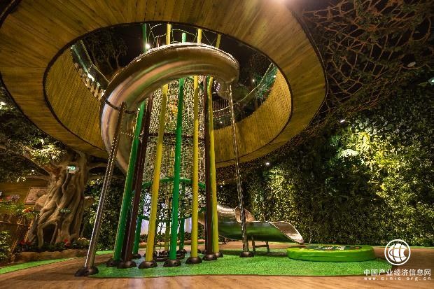 上海佛羅倫薩小鎮(zhèn)＂奇幻叢林＂揭幕，全新升級游玩體驗(yàn)