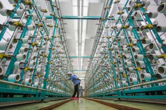 我國(guó)燈塔工廠突破百家　輕工行業(yè)領(lǐng)跑數(shù)字化轉(zhuǎn)型新浪潮