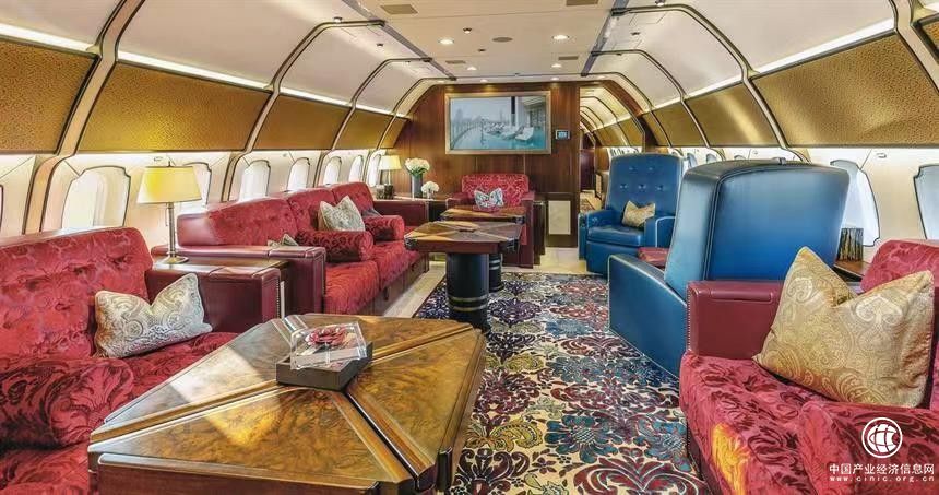 簡訊：愜意公務(wù)機(jī)向國內(nèi)成功引進(jìn)一架波音公務(wù)機(jī)，為私人飛機(jī)市場添彩