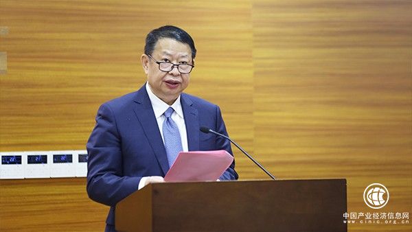  紫金礦業(yè)陳景河：為能源結(jié)構(gòu)轉(zhuǎn)型和綠色高質(zhì)量發(fā)展貢獻(xiàn)新力量