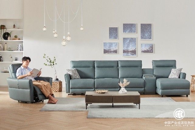  當(dāng)元旦節(jié)遇上寒潮，LAZBOY樂(lè)至寶沙發(fā)邀你居家跨年