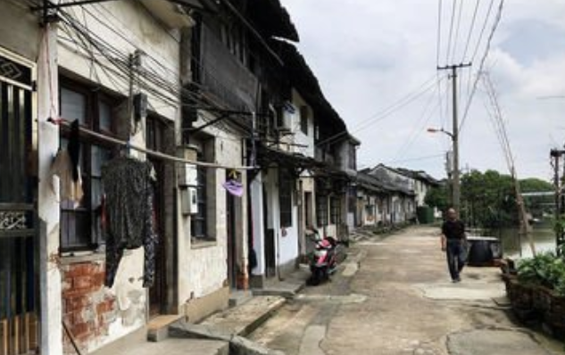 古城復(fù)興，古與新融合共生