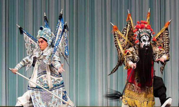 傳統(tǒng)戲曲，如何踏“浪”前行