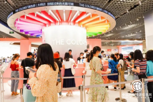 KK集團(tuán)：堅(jiān)定前行步伐，探索成長(zhǎng)蛻變