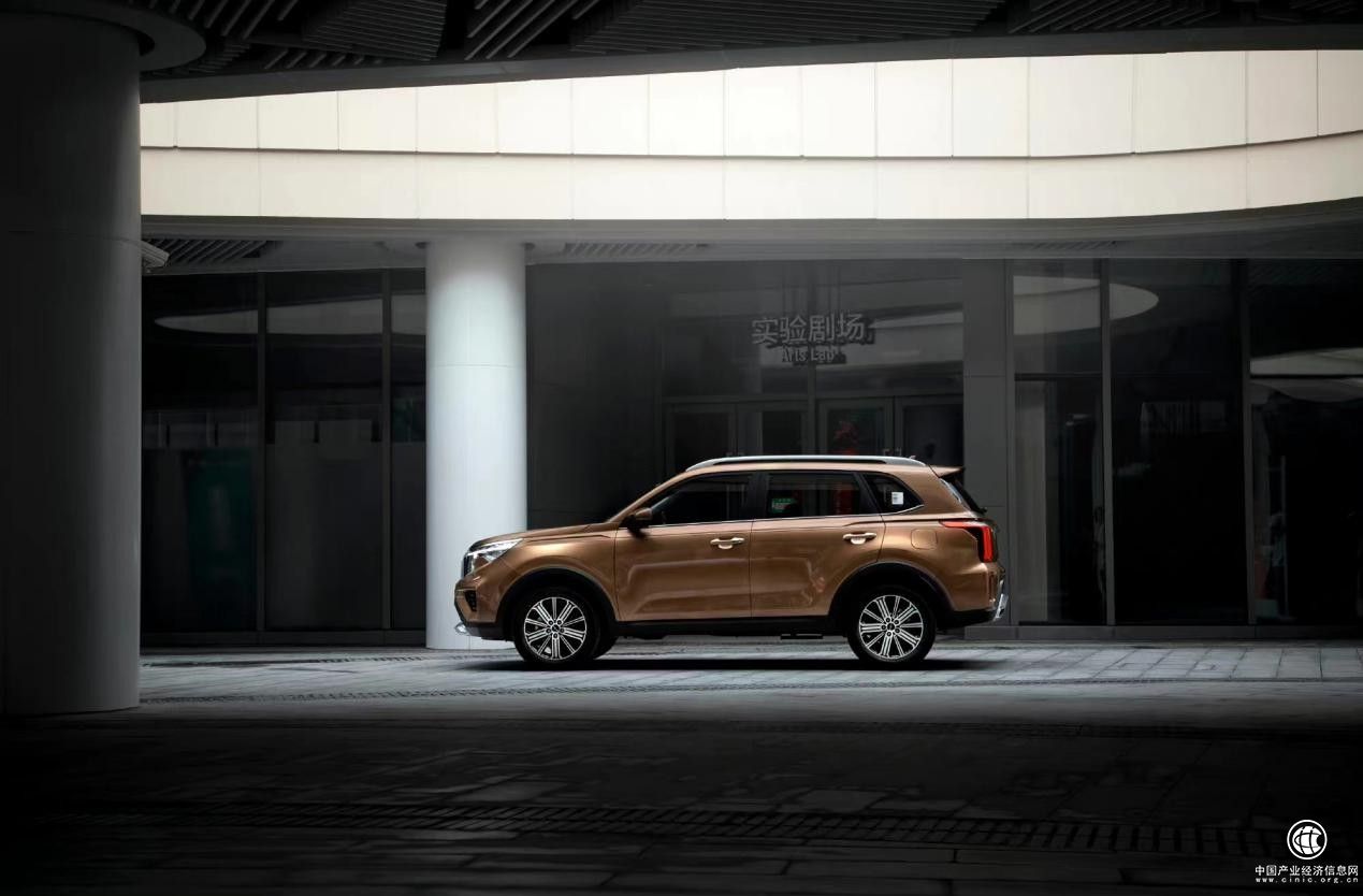  家用SUV體面之選智跑ACE，2.0L版本完美符合需求