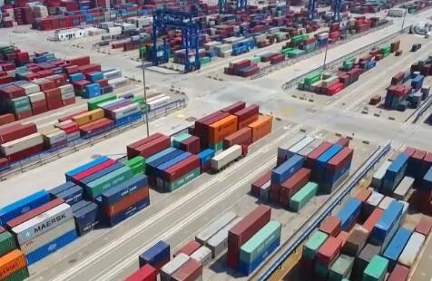 三大高頻字擲地有聲 護航中國經濟行穩(wěn)致遠