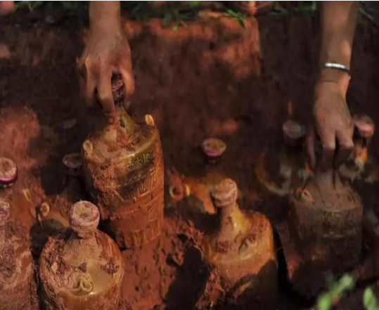  王氏釀酒代代傳承，大地魂酒延綿不絕