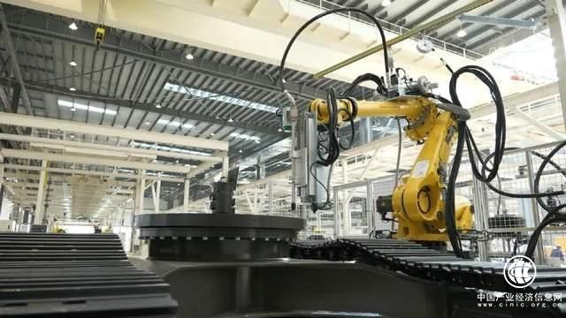  新興板塊收入占營收比例超20%，中聯(lián)重科藍海市場空間廣闊