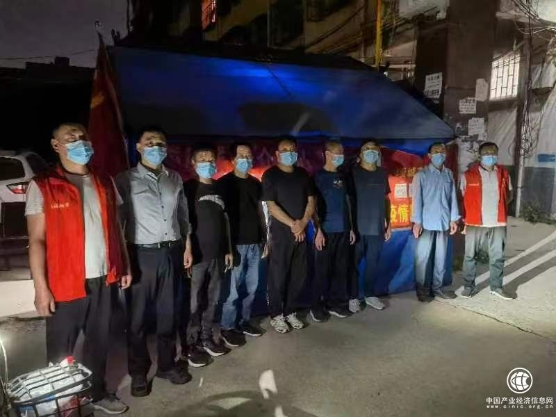  戰(zhàn)“疫”中有我，志愿做先鋒