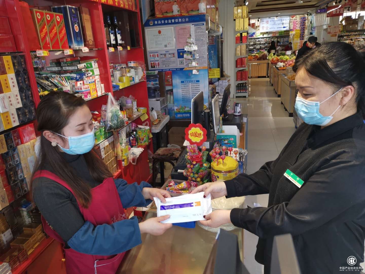  共抗“疫”情，更見真情