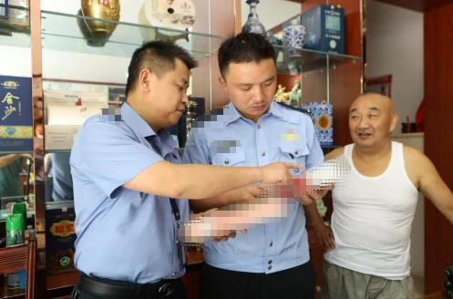 光山煙草優(yōu)化營(yíng)商環(huán)境實(shí)踐：當(dāng)好“三大員” 打造“新高地”