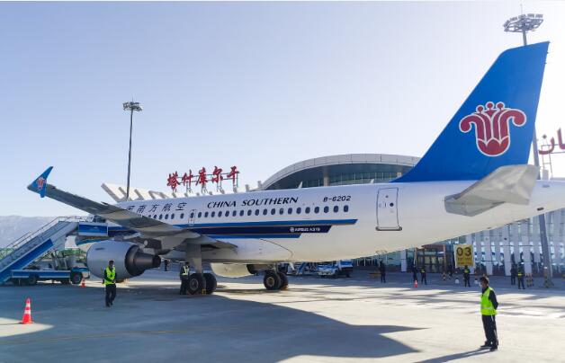 南航完成試飛 新疆首個(gè)高高原機(jī)場通航在即