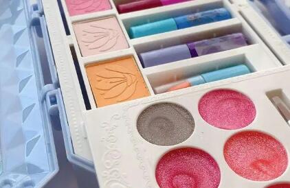 兒童化妝品市場(chǎng)亂象多選購(gòu)需謹(jǐn)慎