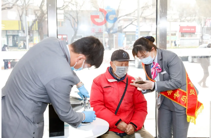 中國電信聚焦社會服務 筑起“暖心港灣”