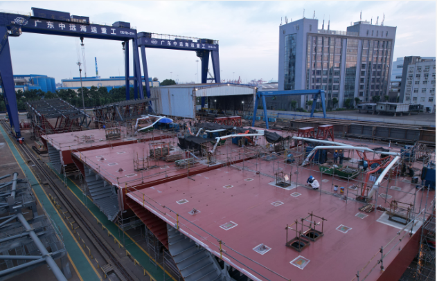 遠(yuǎn)海島礁裝上“移動充電寶”！兆瓦級漂浮式波浪能發(fā)電裝置開始組裝