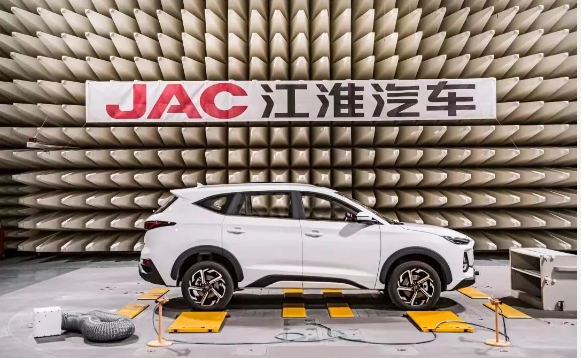 江汽集團揚帆風(fēng)正勁 奮輯闊步行