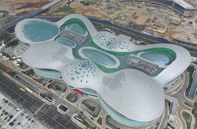 世界最大單體免稅店?？趪H免稅城投入運行