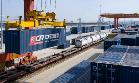 國鐵集團(tuán)：為保障國計(jì)民生、服務(wù)國民經(jīng)濟(jì)平穩(wěn)運(yùn)行注入強(qiáng)大“鐵動力”