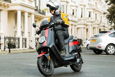 兩輪電動(dòng)車萬億新市場高端化競爭再提速