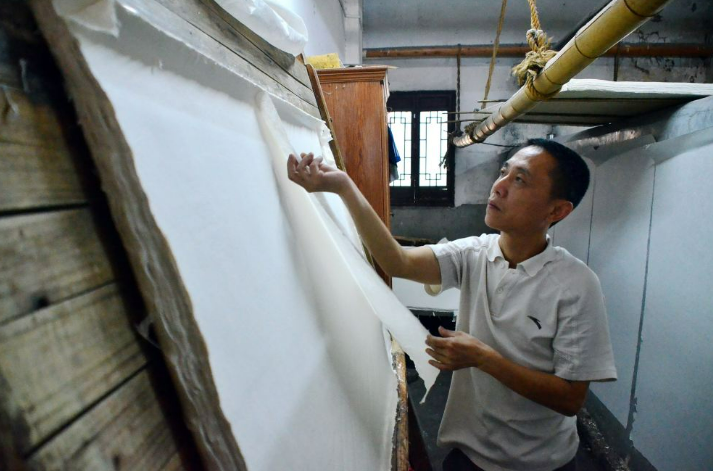 ?“中國宣紙之鄉(xiāng)·涇縣”通過專家組復(fù)評(píng)