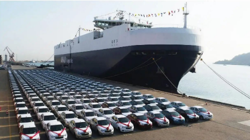 強(qiáng)化全球市場(chǎng)布局 我國(guó)新能源車出海提速