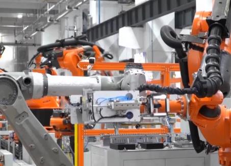 家電業(yè)向“智造”轉(zhuǎn)型升級 企業(yè)加速推動工業(yè)機器人布局