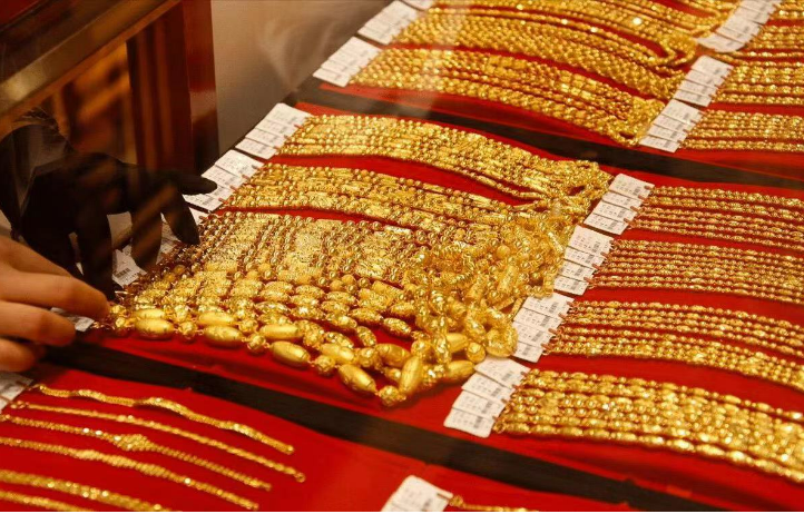 金銀珠寶類商品零售額強(qiáng)勁增長(zhǎng) 上半年進(jìn)出口總額創(chuàng)近三年來(lái)新高