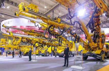 聚焦“8+9”產(chǎn)業(yè) 新產(chǎn)業(yè)標準化領航工程實施