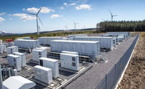 政策與市場“雙重驅(qū)動(dòng)” 新型儲(chǔ)能產(chǎn)業(yè)“駛”入快車道