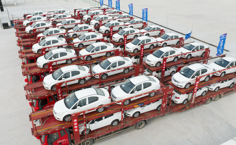 新能源汽車出口猛增 如何成我國外貿(mào)新動能？