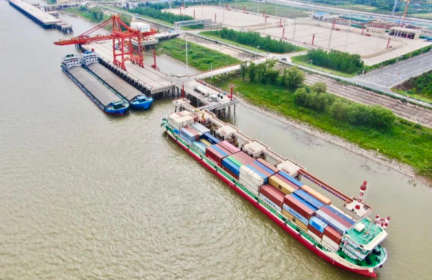 淮河能源集團(tuán)24小時(shí)服務(wù)助力“氣化長江”戰(zhàn)略