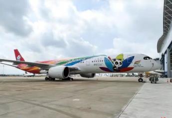 國內(nèi)首架PC方案“客改貨”飛機在雙流交付