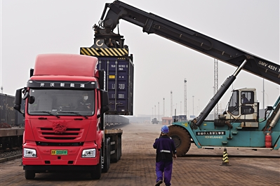 數(shù)字貨運(yùn)駛?cè)搿靶滤{(lán)?！?產(chǎn)業(yè)生態(tài)如何打造？