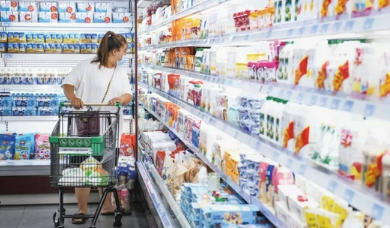 產(chǎn)品競相涌現(xiàn) 企業(yè)“各自為政” “超巴奶”亟待標(biāo)準(zhǔn)規(guī)范