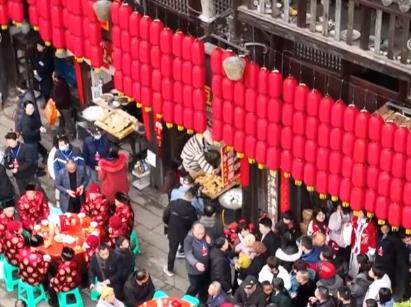 “民俗+”融合新概念、新模式激發(fā)消費(fèi)熱潮 各地特色旅游市場(chǎng)“暖流涌動(dòng)”