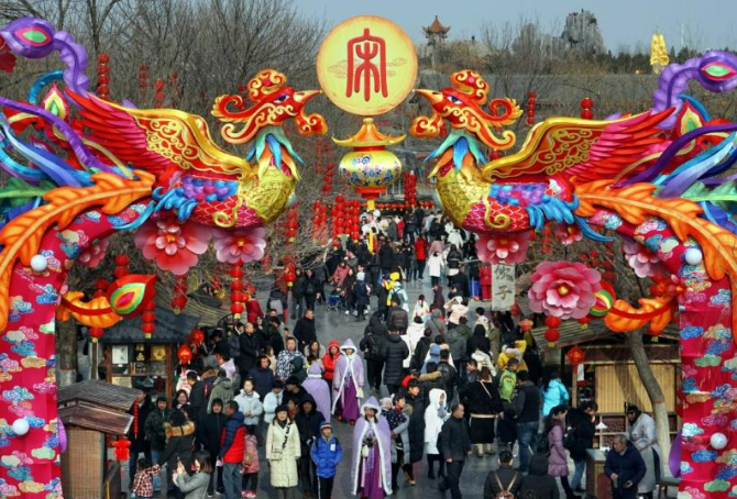 春節(jié)假期過(guò)半 河南消費(fèi)市場(chǎng)開(kāi)個(gè)好頭